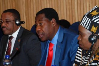 Bénin : Boni Yayi gracie Lionel Agbo et Berthe Cakpossa